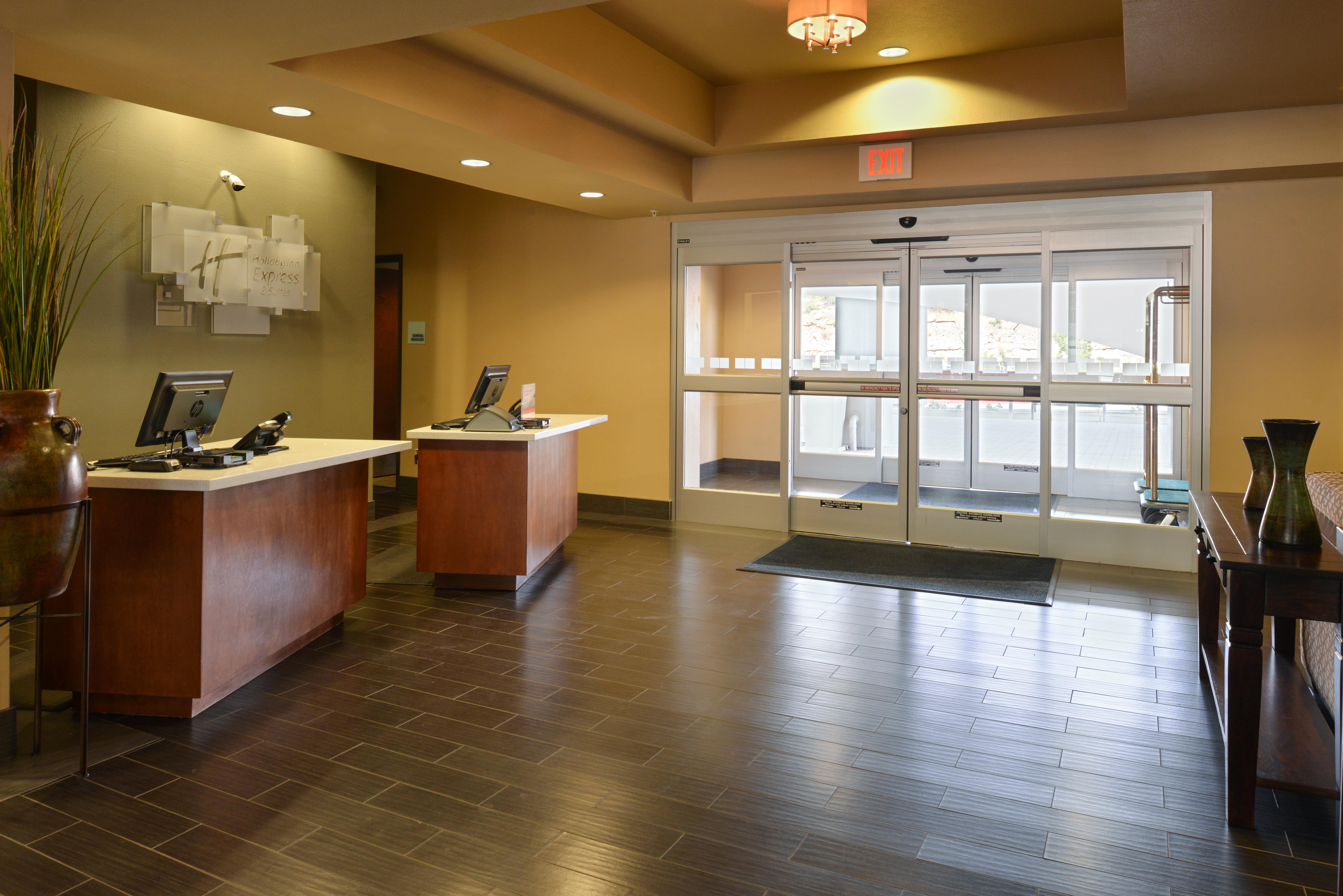 Holiday Inn Express & Suites Globe By Ihg Exteriör bild