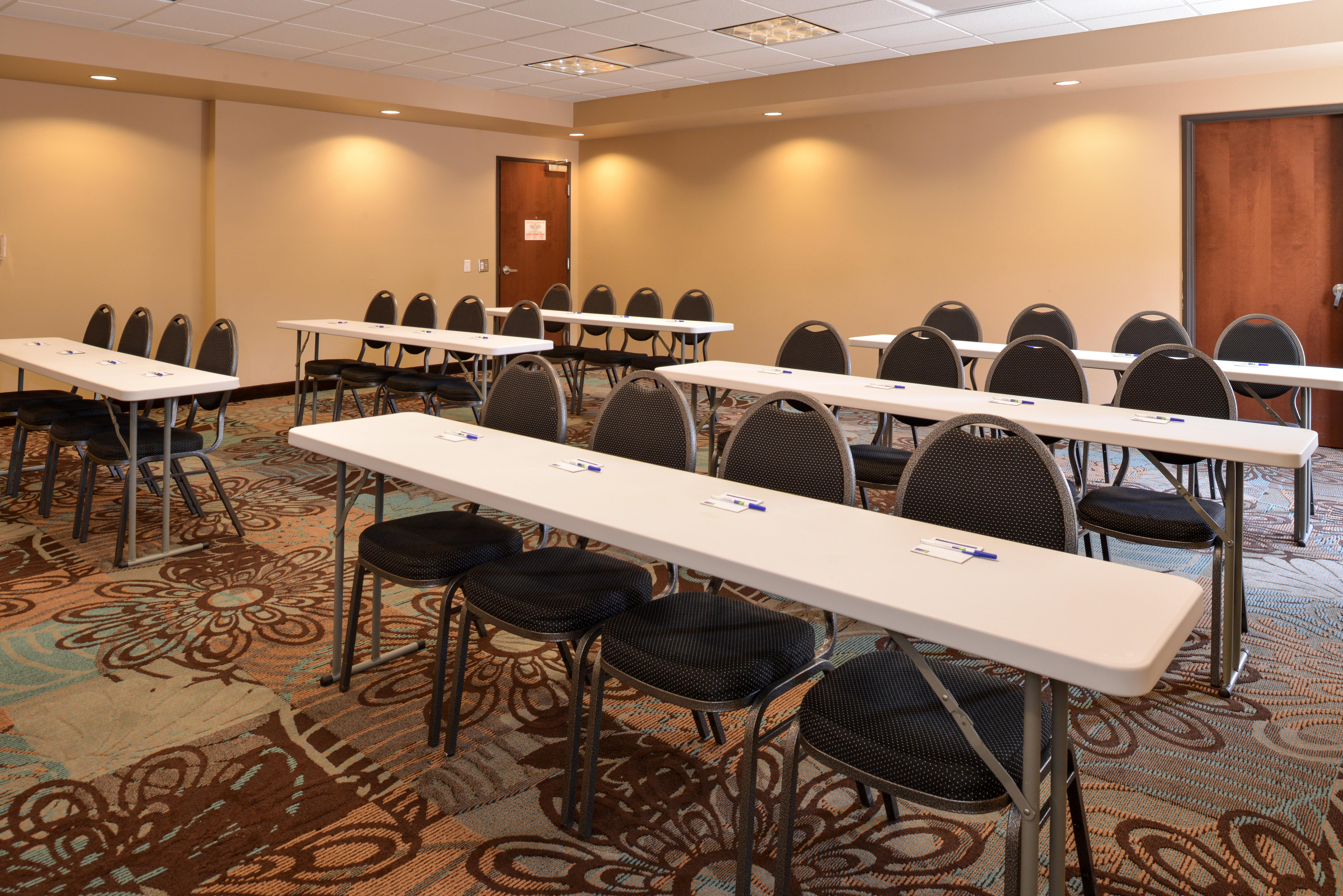 Holiday Inn Express & Suites Globe By Ihg Exteriör bild