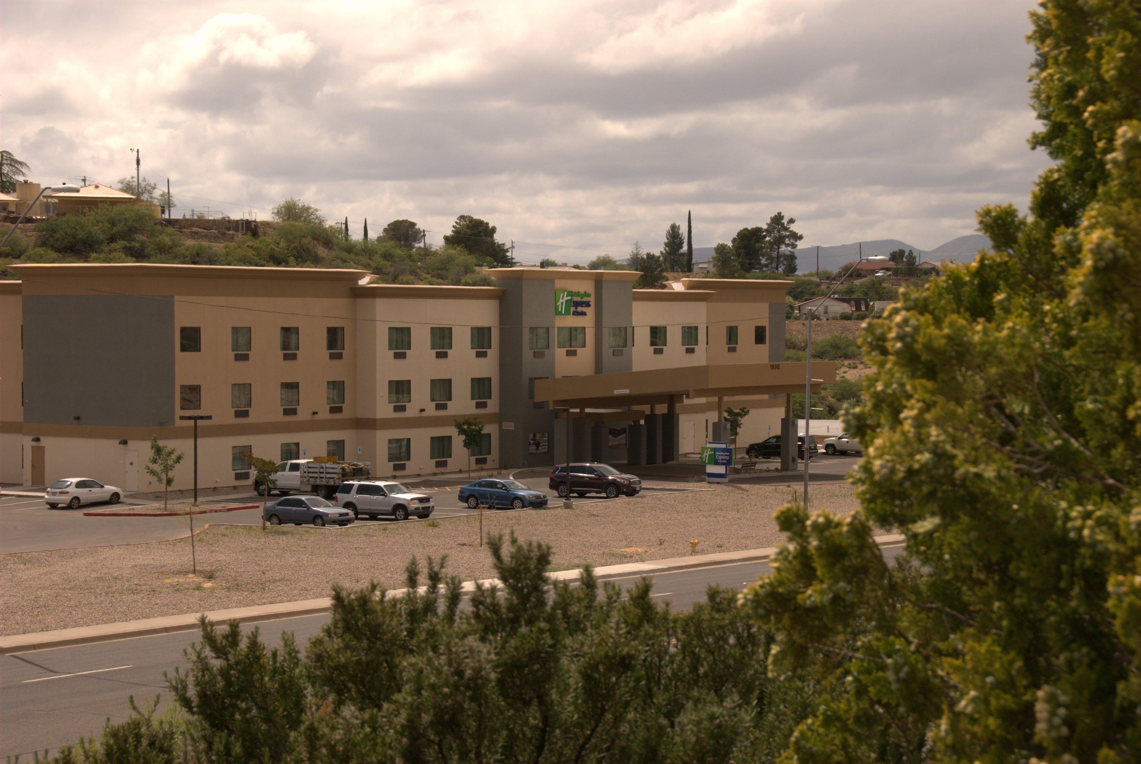 Holiday Inn Express & Suites Globe By Ihg Exteriör bild